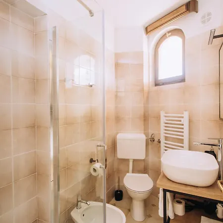 Puric Apartment *